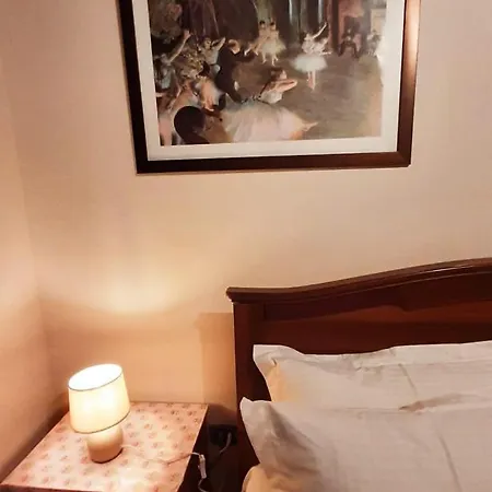 Tirana Apartment *